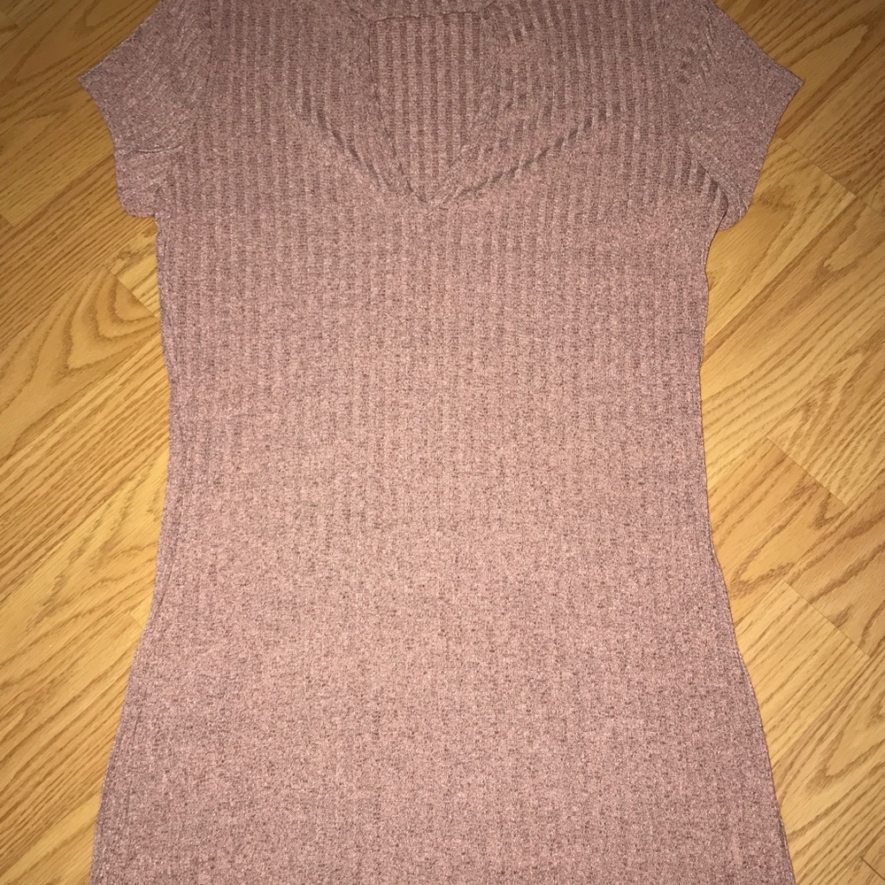 ribbed mock neck teeshirt!